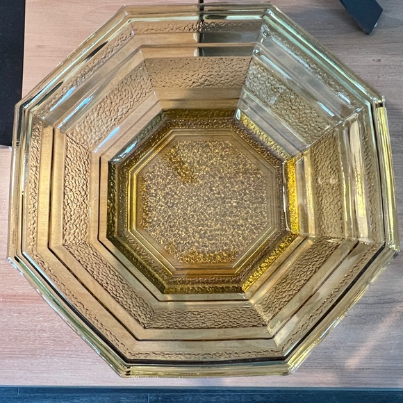 CLEARANCE ITEM! Vintage Anchor Hocking Honey Amber Depression Glass Bowl - Picture 3 of 8